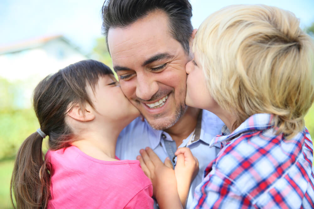 10 Inspirasi Kata Indah untuk Hari Ayah dari Selebritas Internasional