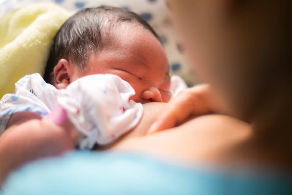 Cara Mengenali Kecukupan ASI pada Bayi Baru Lahir