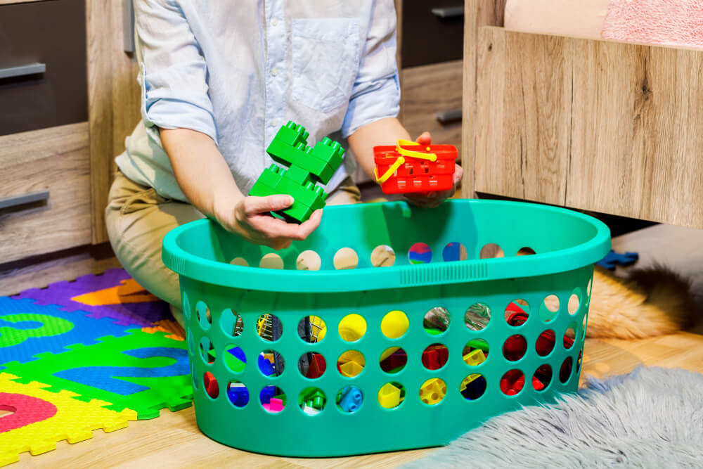 Cara Membersihkan Mainan Anak dari Plastik dan Elektronik
