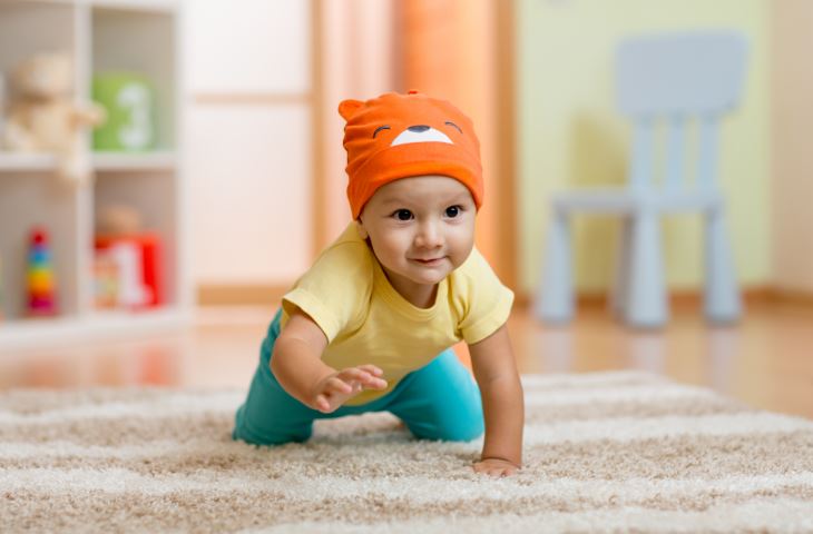 Stimulasi Keterampilan Berguling dan Tengkurap pada Bayi